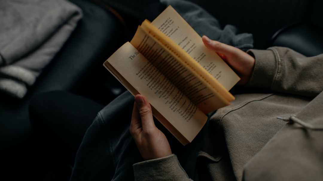 Користь читання книг: наскільки це важливо для вашого мозку